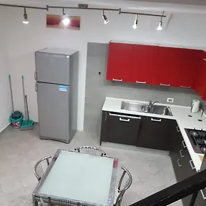  Appartamento Casa Con Parcheggio Privato Interno Italia